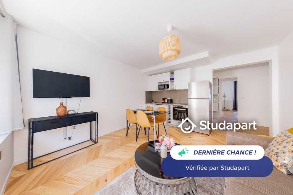 Apartment for rent for €4,500 per month in Boulogne-Billancourt, Rue Paul Bert