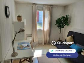 Apartamento para alugar por € 540 por mês em Nantes, Rue des Saumonières