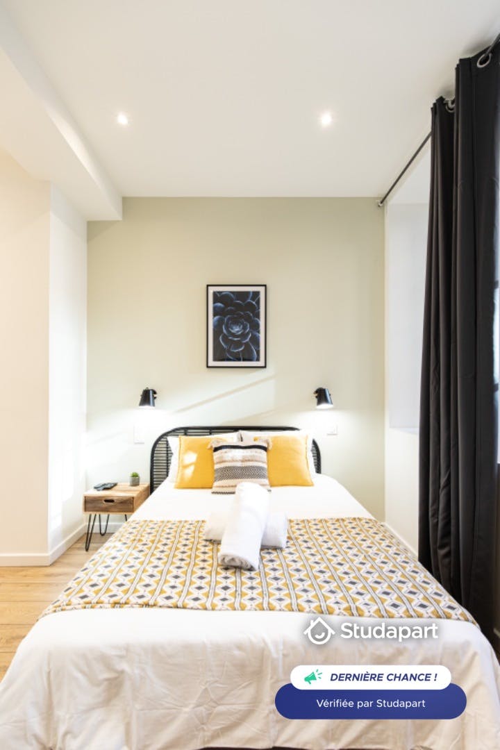 Apartment for rent for €600 per month in Saint-Étienne, Rue de la Ville