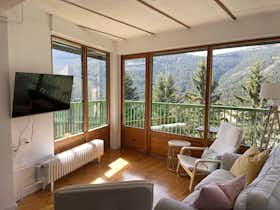 Wohnung zu mieten für 999 € pro Monat in Alp, Carrer del Puigmal