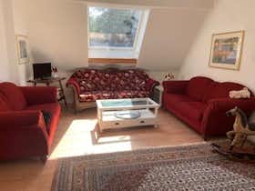 Appartement te huur voor € 2.222 per maand in Solingen, Höhscheider Straße