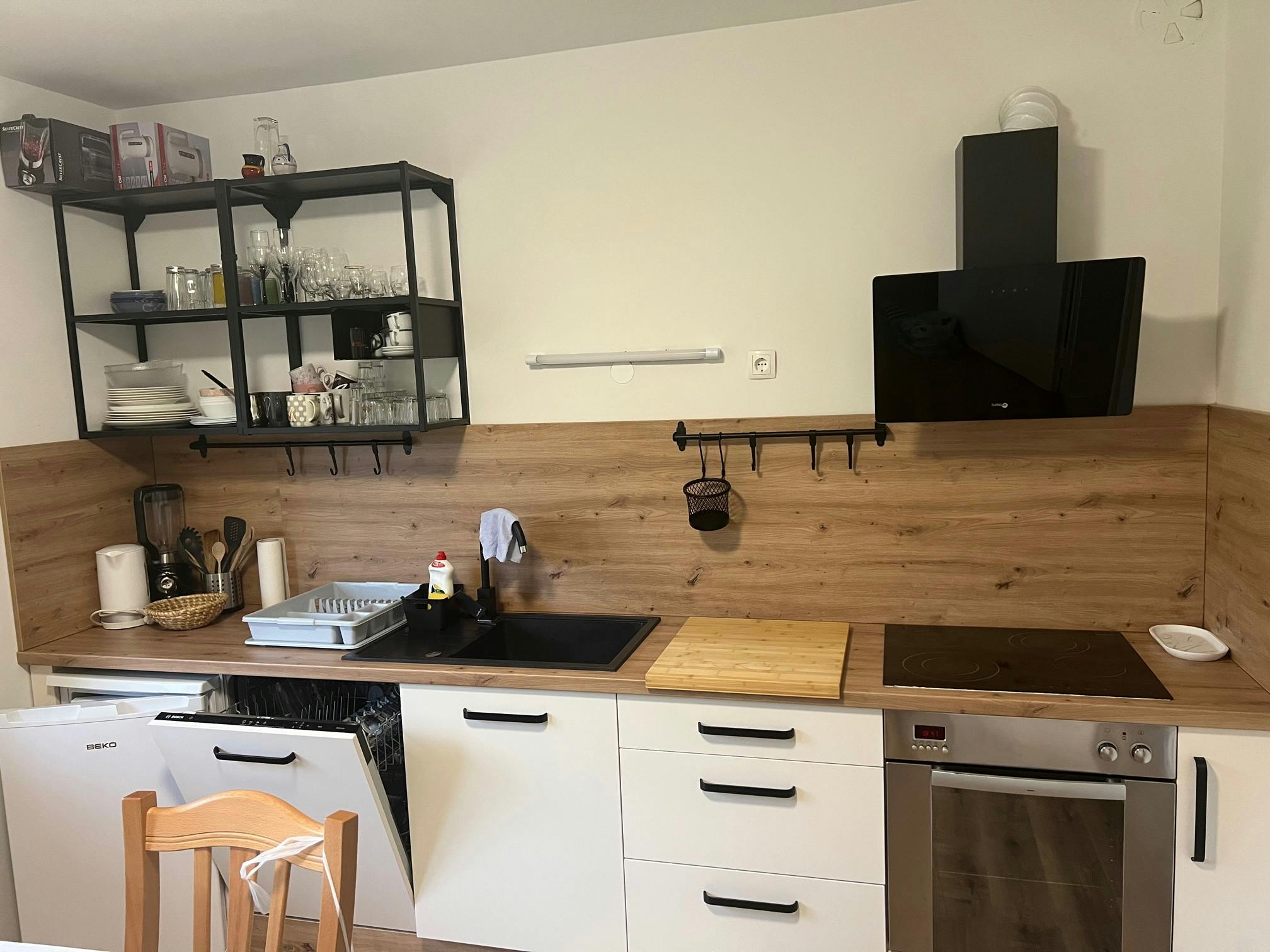 Apartamento en alquiler por 1200 € al mes en Ljubljana, Vrhovci-cesta XII