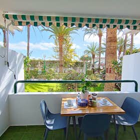 Appartamento in affitto a 1.800 € al mese a Las Palmas de Gran Canaria, Calle Albert Einstein