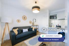 Apartament de închiriat pentru 740 EUR pe lună în Nantes, Quai André Rhuys