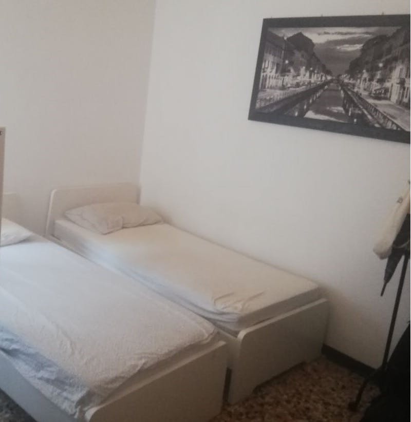 Chambre partagée à louer pour 350 €/mois à Milan, Via Sesto San Giovanni