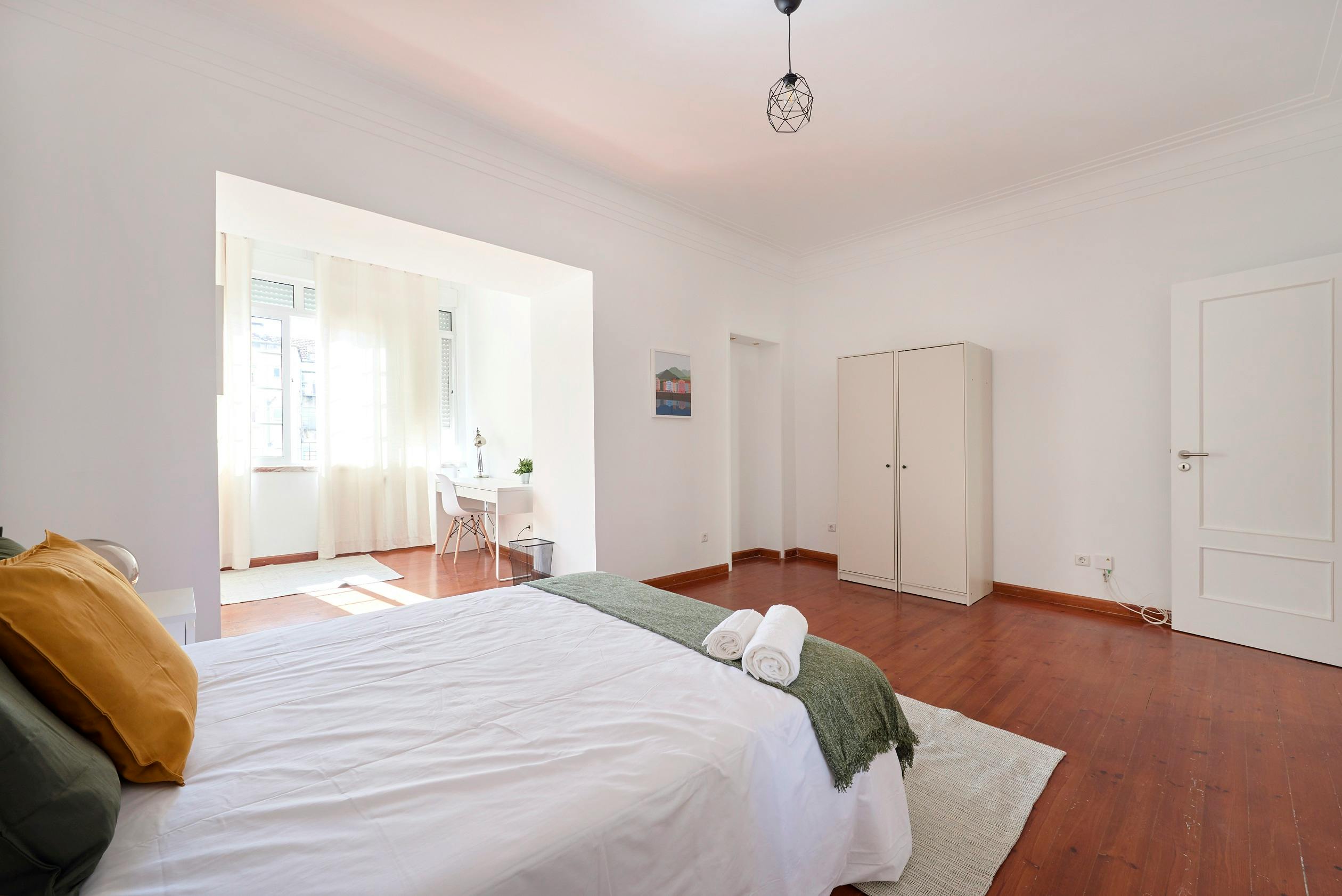 Private room for rent for €750 per month in Lisbon, Avenida João XXI