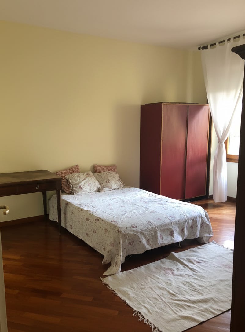 Via Leopoldo Sabbatini, Milan preview