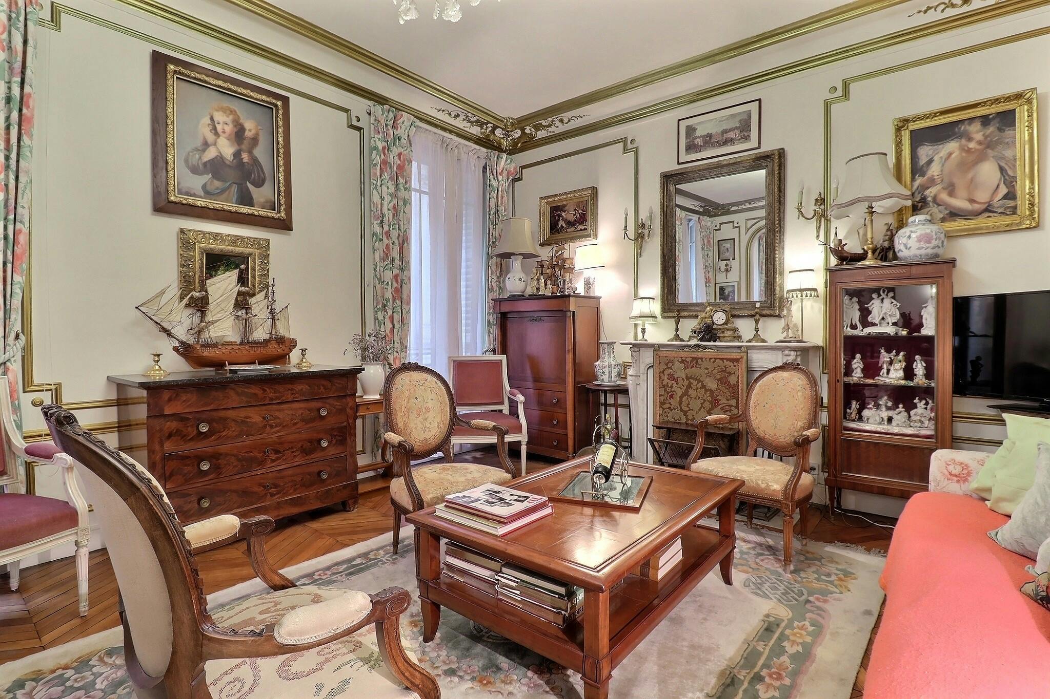 1-Bedroom Apartment in Rue du Rocher, Paris (1331992) ROOM 3