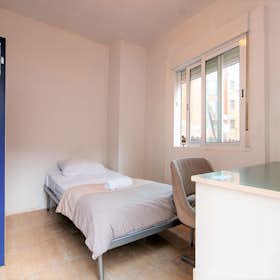 Habitación privada for rent for 495 € per month in Barcelona, Carrer del Pintor Pahissa