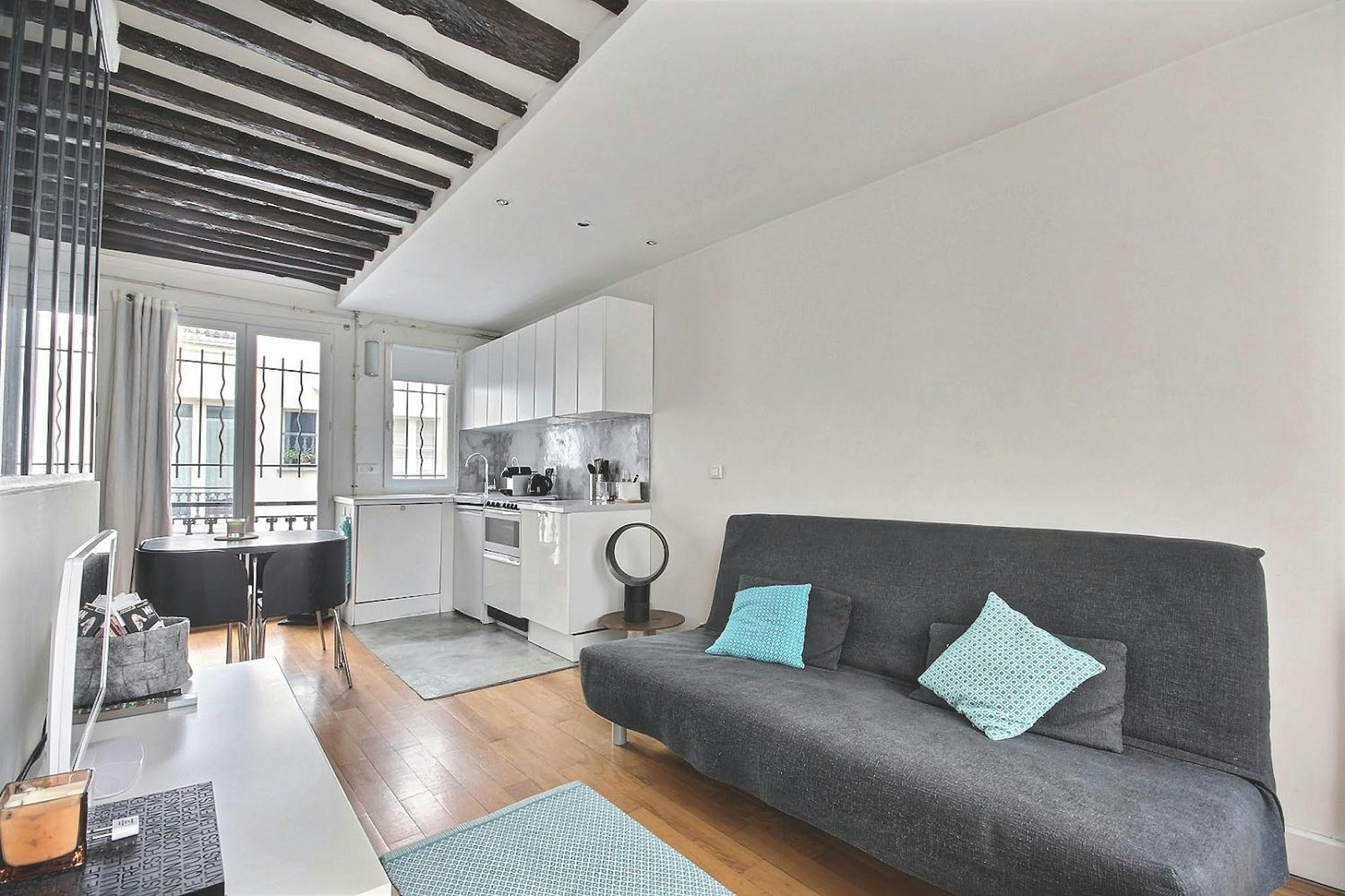 Rue des Petits Carreaux, Paris preview