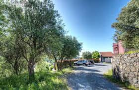 Wohnung zu mieten für 900 € pro Monat in Celle Ligure, Via Enzo Ferrari