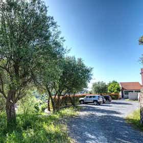 Квартира сдается в аренду за 900 € в месяц в Celle Ligure, Via Enzo Ferrari