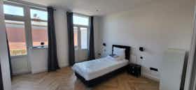 私人房间 正在以 €1,160 的月租出租，其位于 The Hague, Abrikozenstraat
