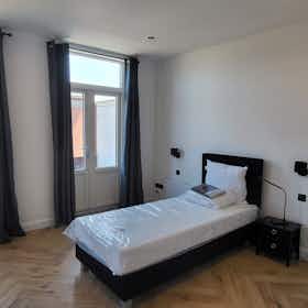 Отдельная комната сдается в аренду за 1 160 € в месяц в The Hague, Abrikozenstraat