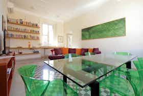 Appartamento in affitto a 4.900 € al mese a Rome, Viale Bruno Buozzi