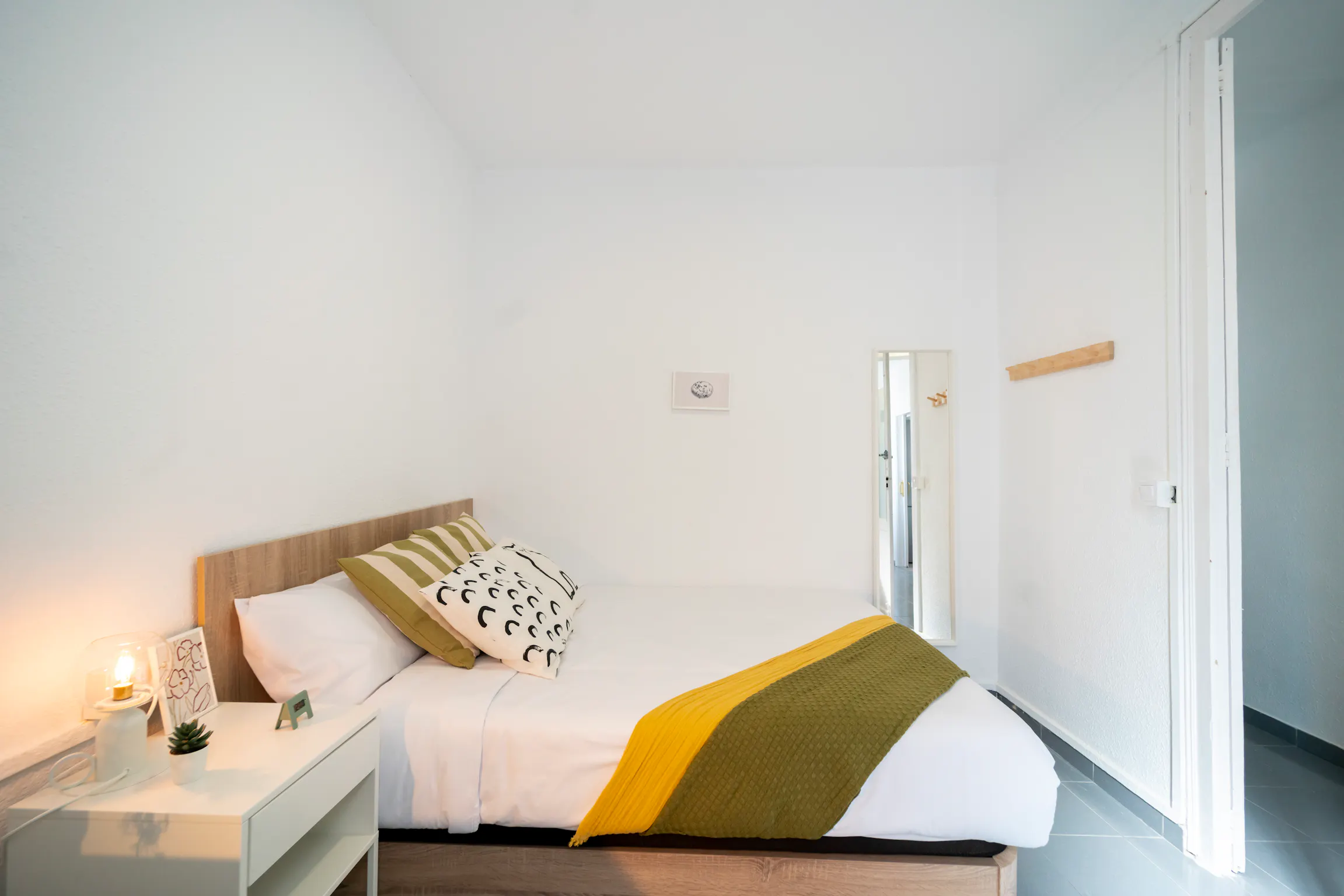 Private room in Carrer Pizarro, Valencia (1333462) ROOM 4