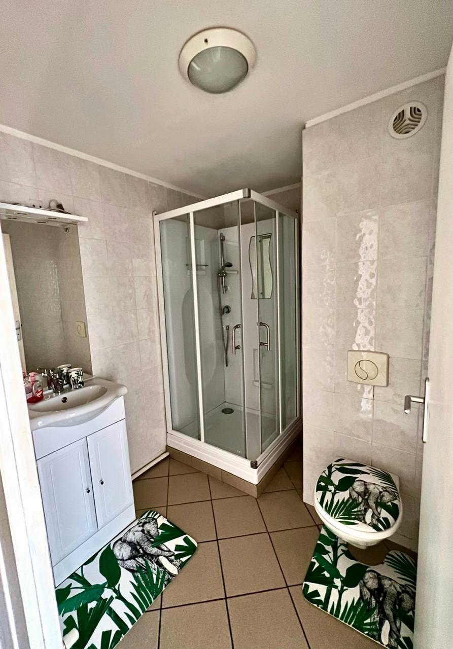 Building for rent on Avenue Jules Julien, Toulouse - Vue 3