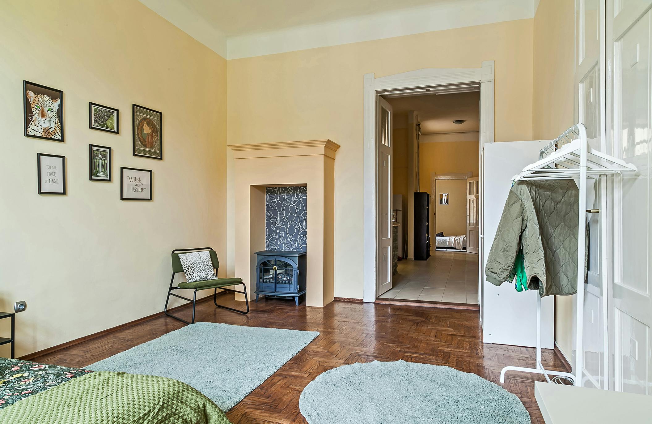 preview gallery tile