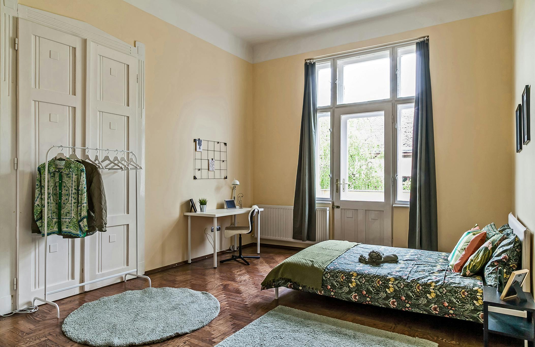 preview gallery tile