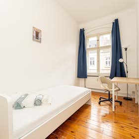 私人房间 for rent for €675 per month in Berlin, Bornholmer Straße