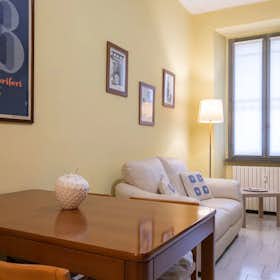 Apartment for rent for €1,850 per month in Milan, Via Paolo Mantegazza