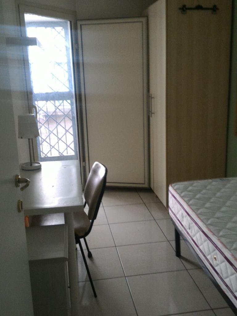 Private room in Via San Nicandro, Naples (1333914) room image 1