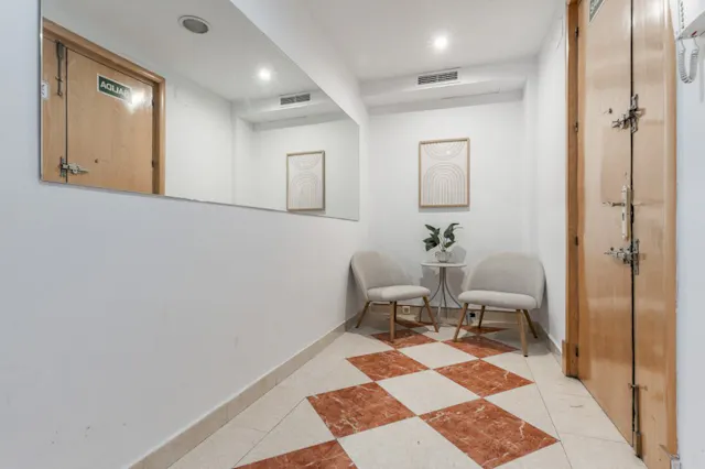 Private room in Plaza de Santa Cruz, Madrid (1334247) room image 2