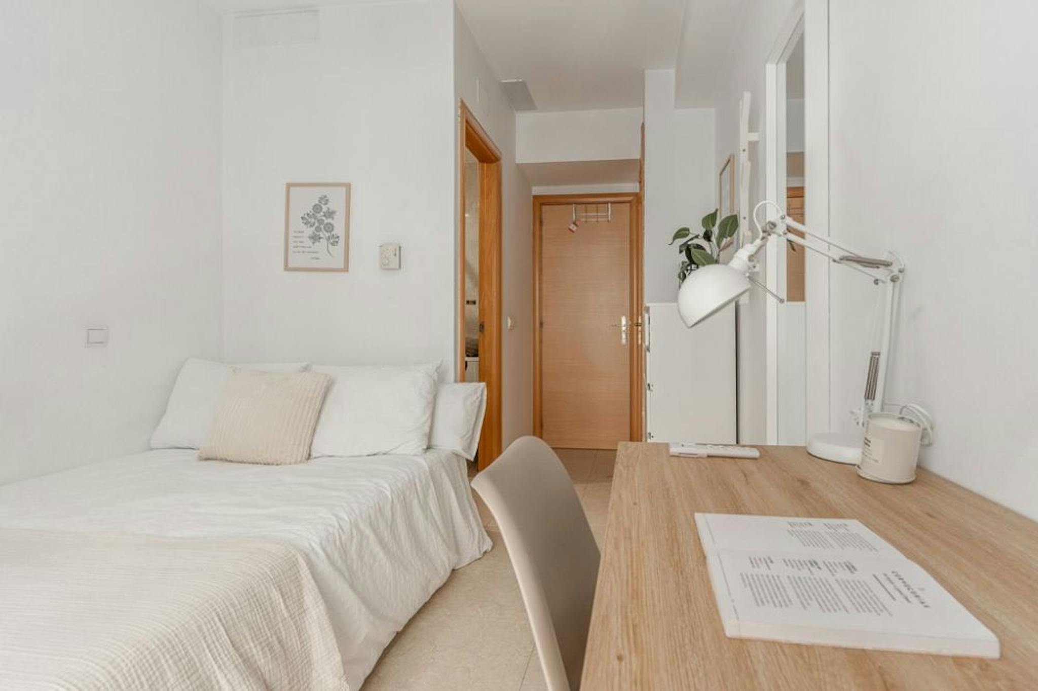 Plaza de Santa Cruz, Madrid preview