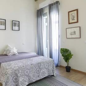 Private room for rent for €680 per month in Madrid, Calle de San Bernardo