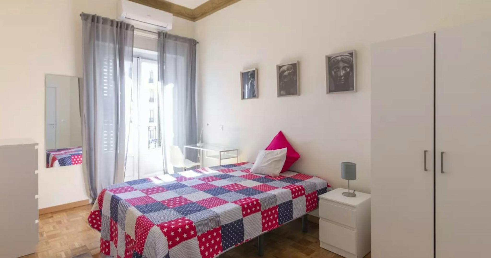 Calle de San Bernardo, Madrid preview