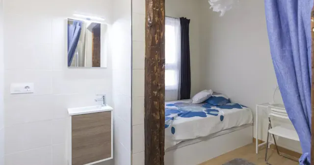 Private room in Calle de San Bernardo, Madrid (1334365) room image 1