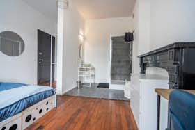 私人房间 正在以 €865 的月租出租，其位于 Arlon, Rue du Général Molitor