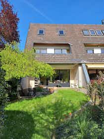 Haus zu mieten für 1.740 € pro Monat in Hannover, Havelweg