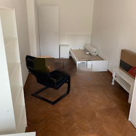 Private room for rent for €530 per month in Venice, Via Piave