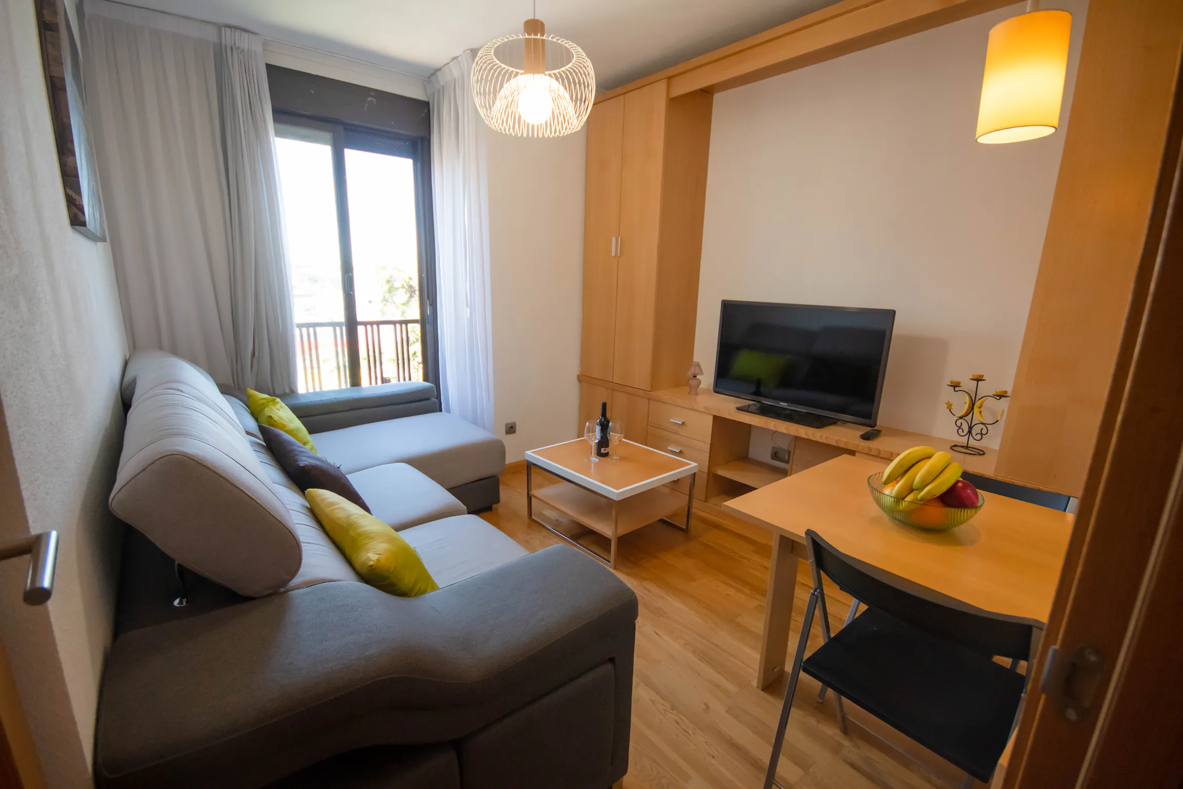 1-Bedroom Apartment in Calle de Campezo, Madrid (1335161) ROOM 2