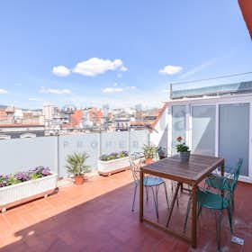 Apartment for rent for €1,805 per month in Barcelona, Carrer de Sepúlveda