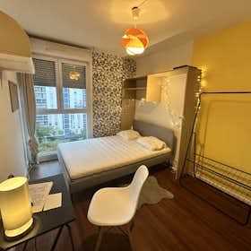 Chambre privée for rent for 450 € per month in Mérignac, Rue des Vignobles