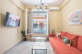 Apartment for rent for €3,000 per month in Piraeus, Navarchou Notara