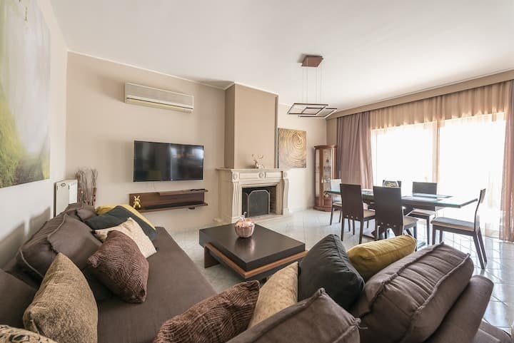 Apartment for rent for €3,000 per month in Athens, Kasomouli