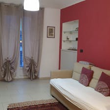 House for rent for €1,400 per month in Turin, Via Governolo