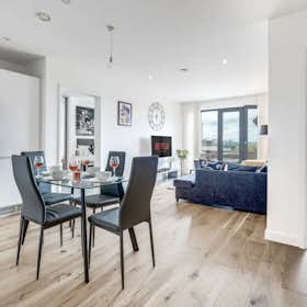 Apartment for rent for £4,650 per month in Birmingham, Windmill Street