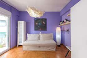 Квартира сдается в аренду за 750 € в месяц в Athens, Chalkidonos