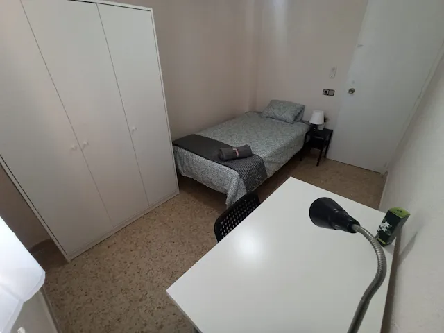Private room in Calle de Braille, Madrid (1337465) room image 2