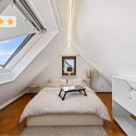 Appartement à louer pour 1 900 €/mois à Stuttgart, Karl-Pfaff-Straße