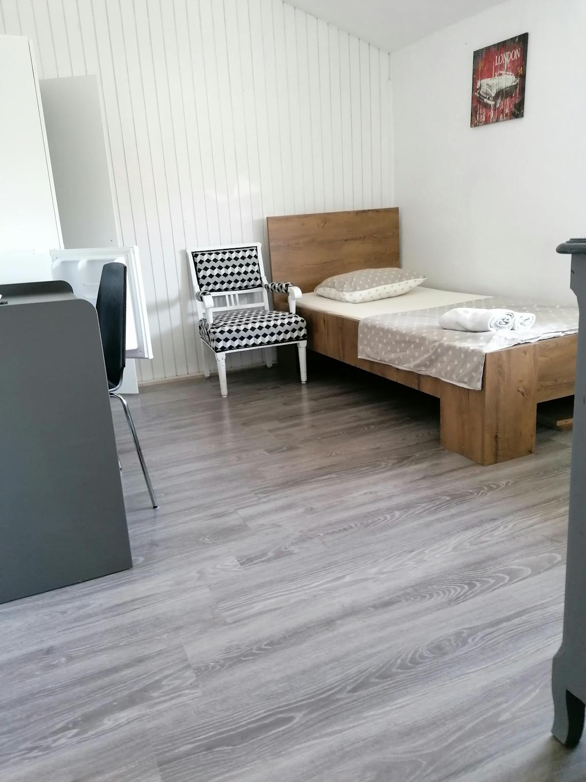 Ziherlova ulica, Ljubljana preview