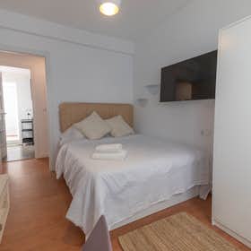 Private room for rent for €748 per month in Valencia, Carrer de Josep Benlliure