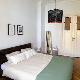 Private room for rent for €950 per month in Berlin, Kaiser-Friedrich-Straße