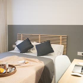 Private room for rent for €917 per month in Barcelona, Carrer de Mallorca