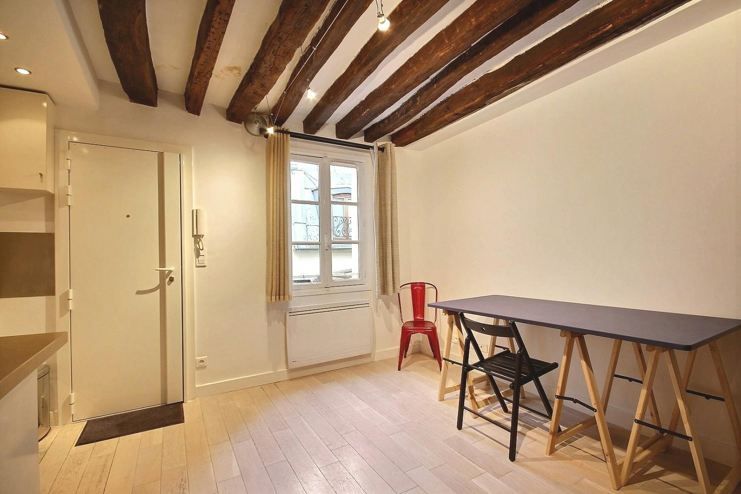 Apartment in Rue Saint-Honoré, Paris (1340030) ROOM 2