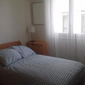 Отдельная комната сдается в аренду за 360 € в месяц в Pamplona, Calle de Julián Gayarre